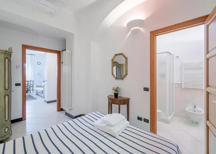Apartman Alloro *